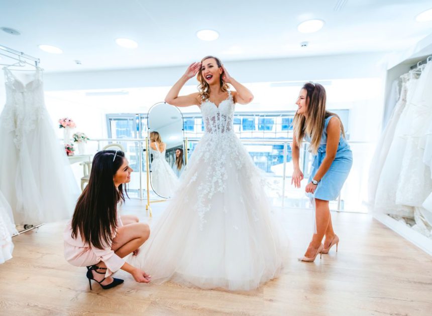 Affordable Luxury: How Off-The-Rack Wedding Dresses Combine Style And Savings?