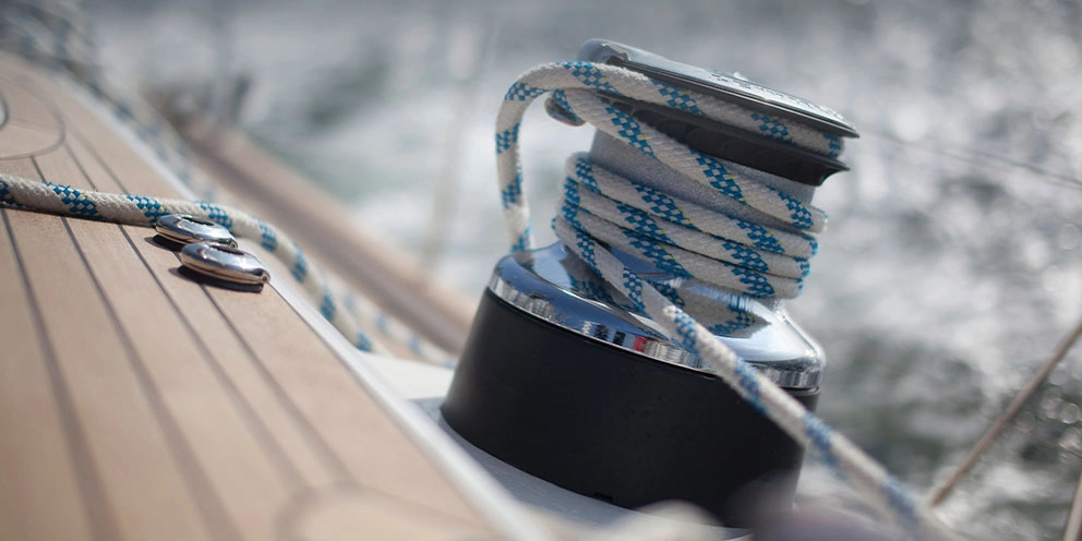 How a Reliable Anchor Winch Improves Safety on the Water